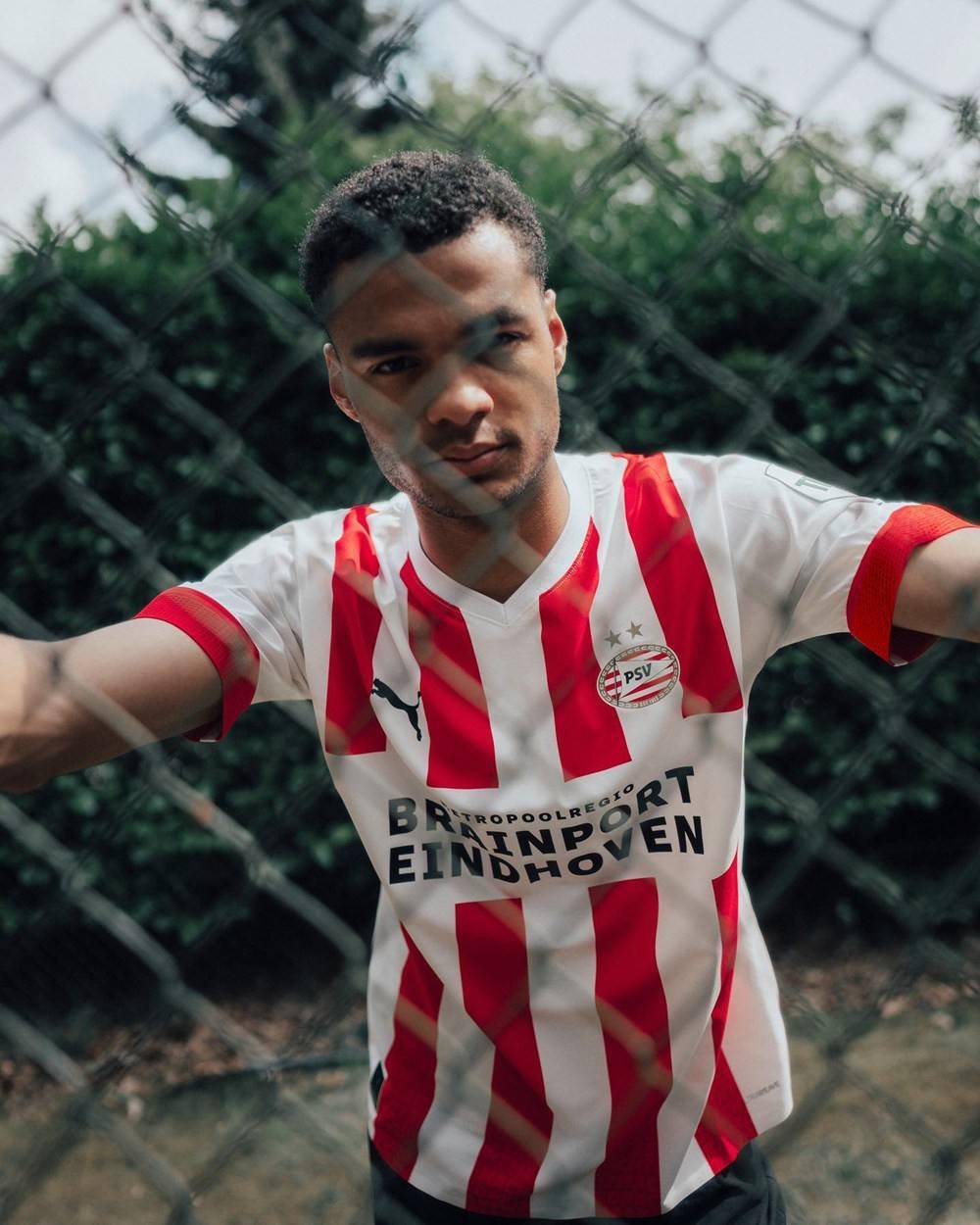 半岛体育-费耶诺德迎战埃因霍温集锦