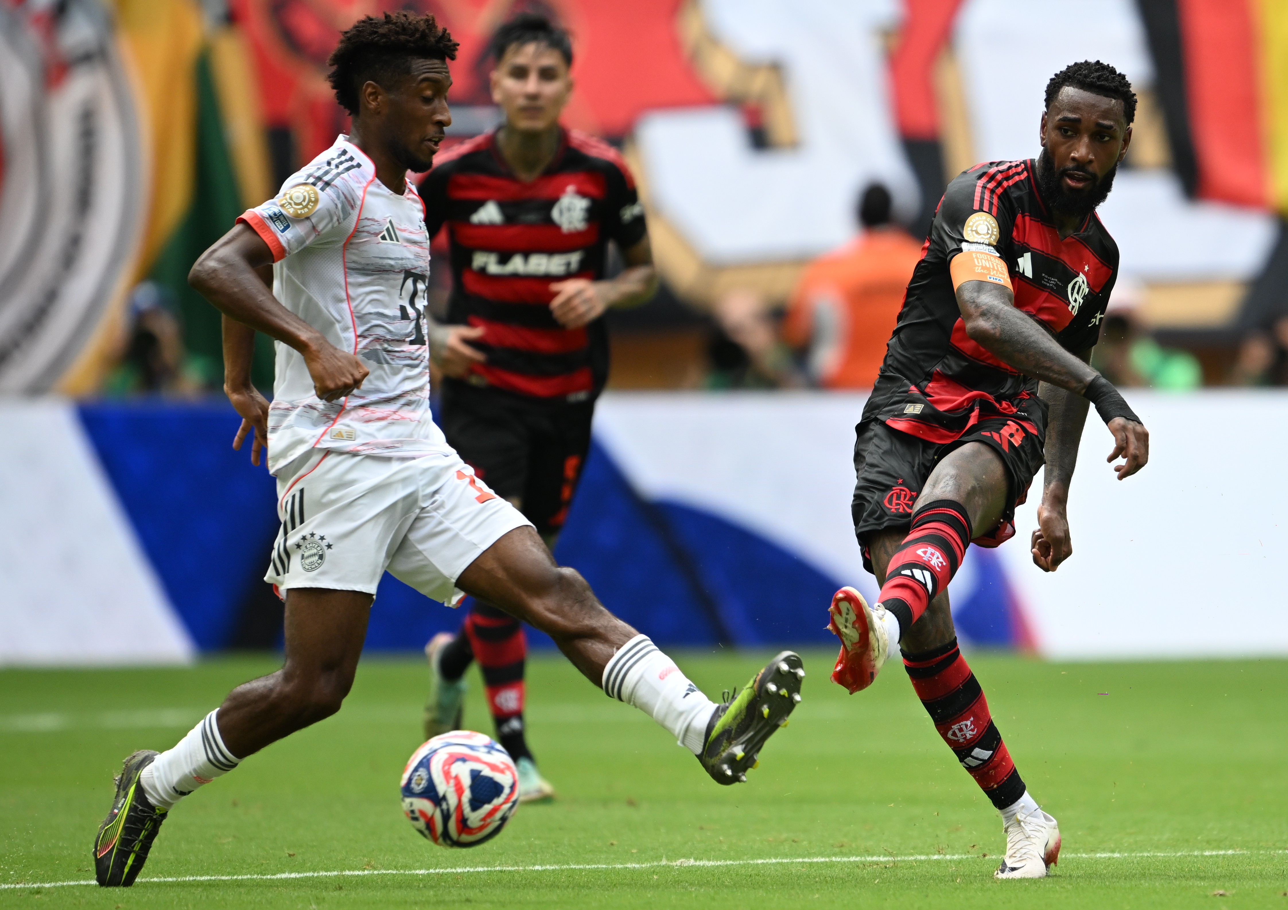 半岛体育-拜仁巴萨皇马